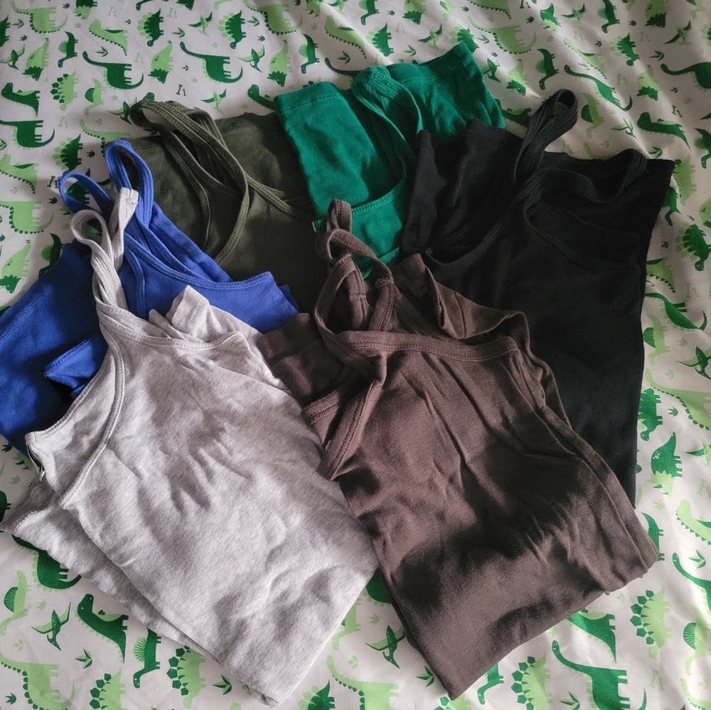 Lot of 6 tanks